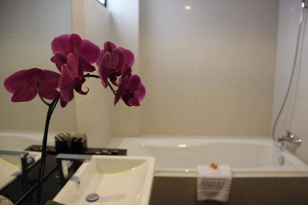 Ping Hotel Seminyak Zewnętrze zdjęcie