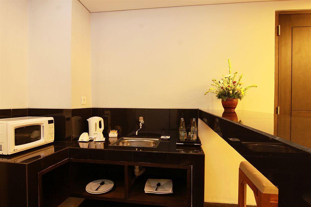 Ping Hotel Seminyak Zewnętrze zdjęcie
