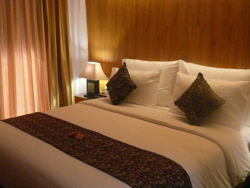Ping Hotel Seminyak Zewnętrze zdjęcie